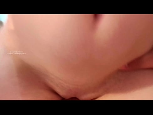 ❤️ Saré di kamar adina sarta éta kumaha kuring hudang ️❌ Video anal di urang